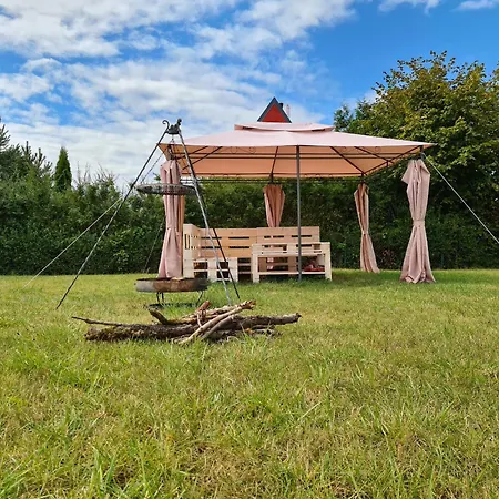 Glonek - Drewniany Nad Morzem W Rusinowie * Rusinowo (Slawno)