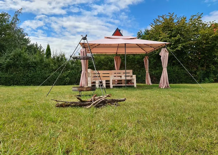 Glonek - Drewniany Nad Morzem W Rusinowie * Rusinowo (Slawno)